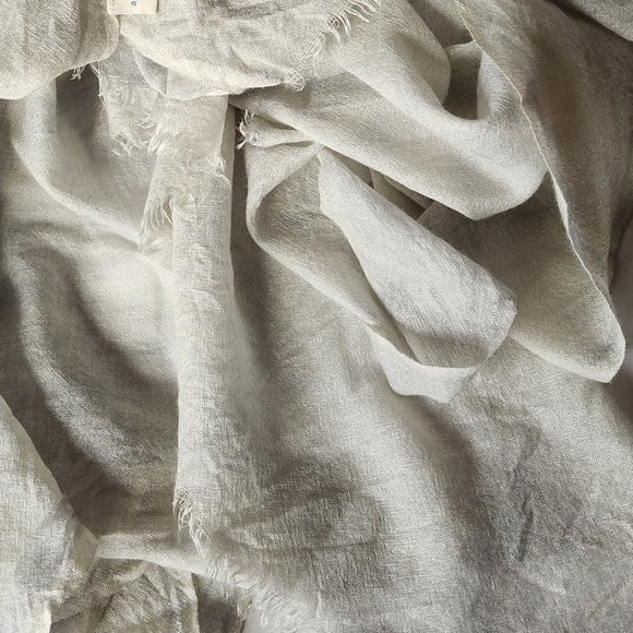 Andrea’s 1947 Scarf Cashmere Ruana Made In Italy - Picture 3 of 8